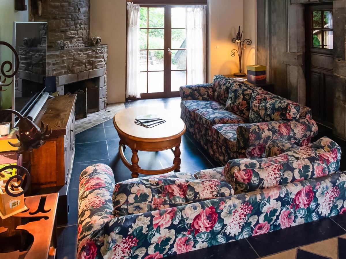 Nice Holiday Home In Nature With Sauna, Hot Tub En Swimming Pool 베르비에 외부 사진